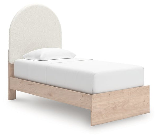 Arloster Upholstered Bed - CasaBella Furniture (San Antonio, TX)