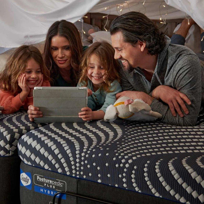 High Point Hybrid Mattress - CasaBella Furniture (San Antonio, TX)