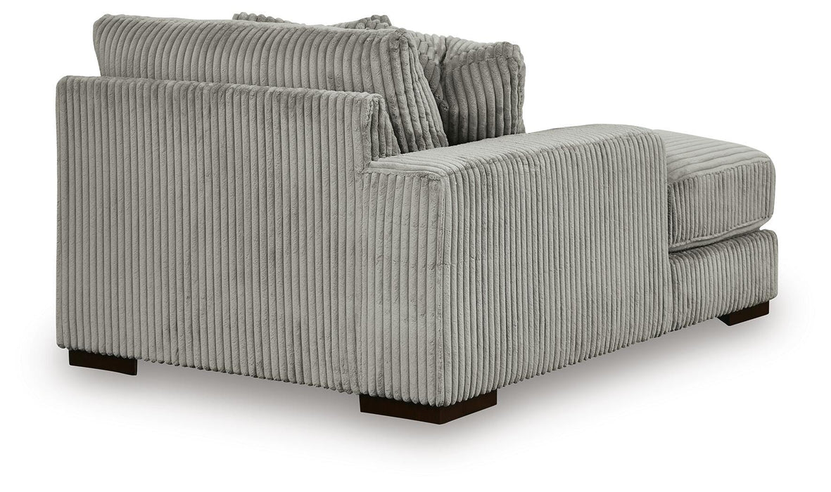 Lindyn Sectional with Double Chaise - CasaBella Furniture (San Antonio, TX)