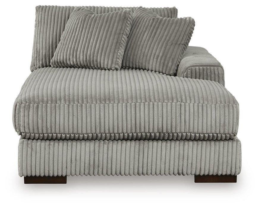 Lindyn Sectional with Double Chaise - CasaBella Furniture (San Antonio, TX)