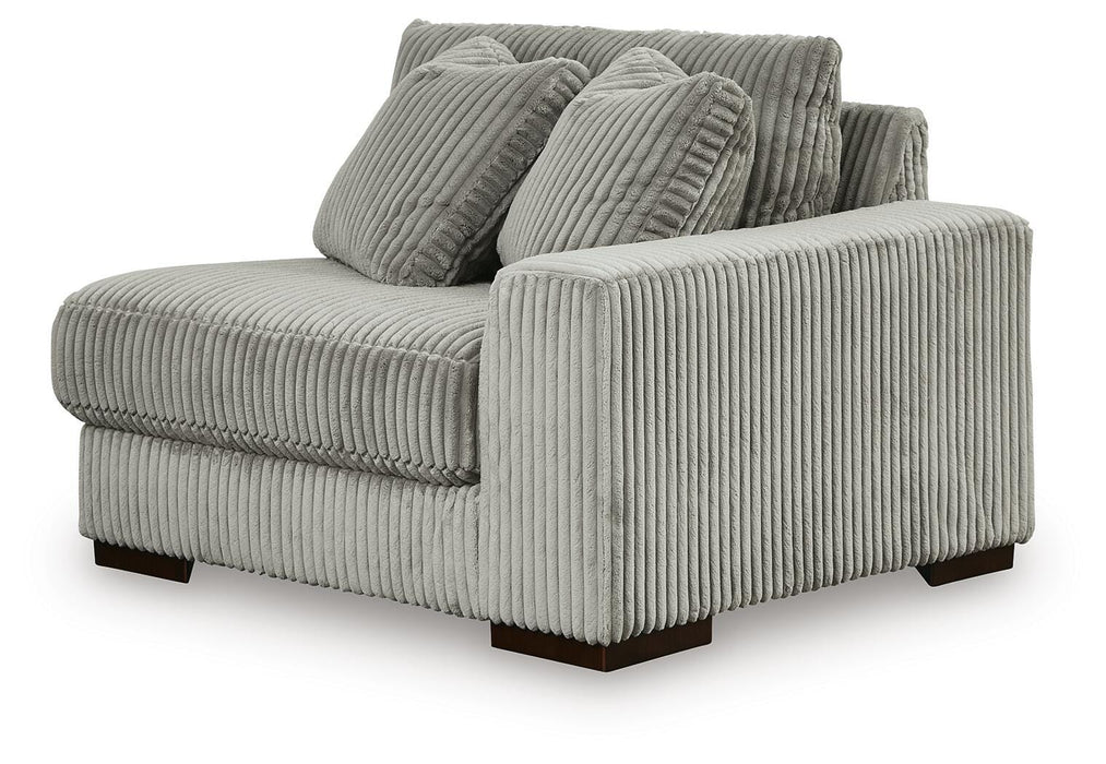 Lindyn Sectional Sofa - CasaBella Furniture (San Antonio, TX)