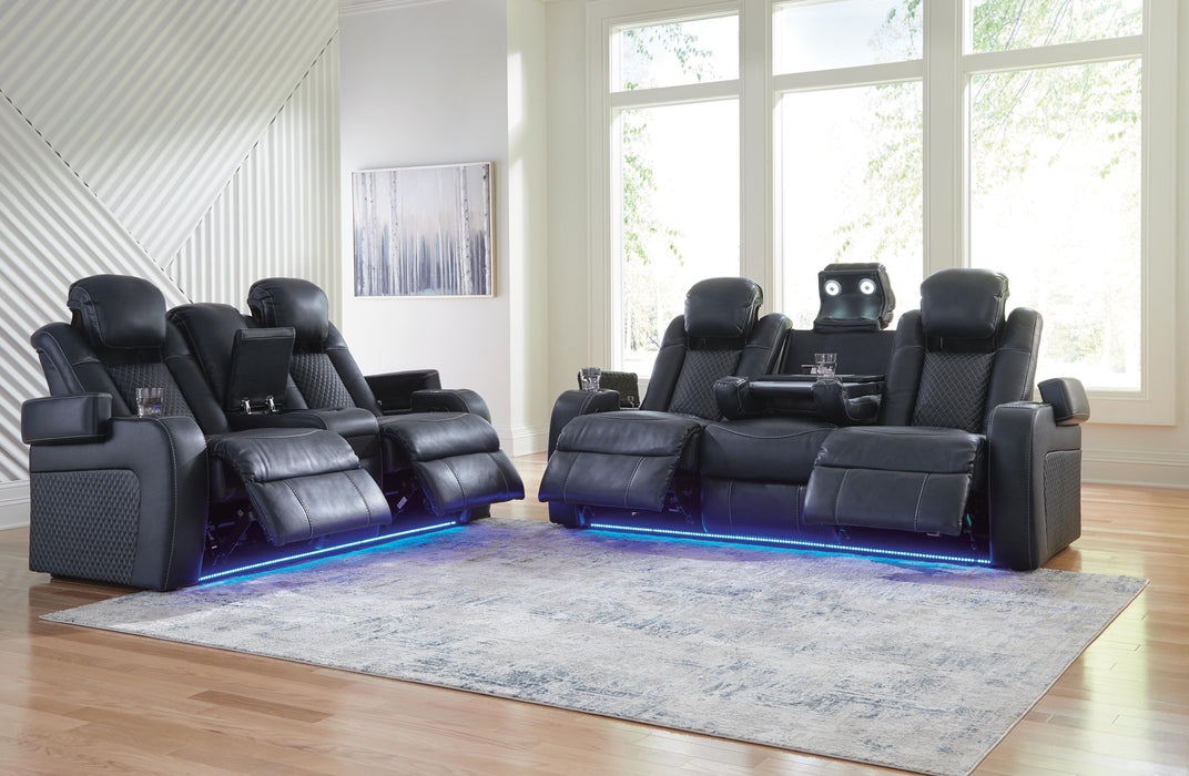 Fyne-Dyme Living Room Set - CasaBella Furniture (San Antonio, TX)