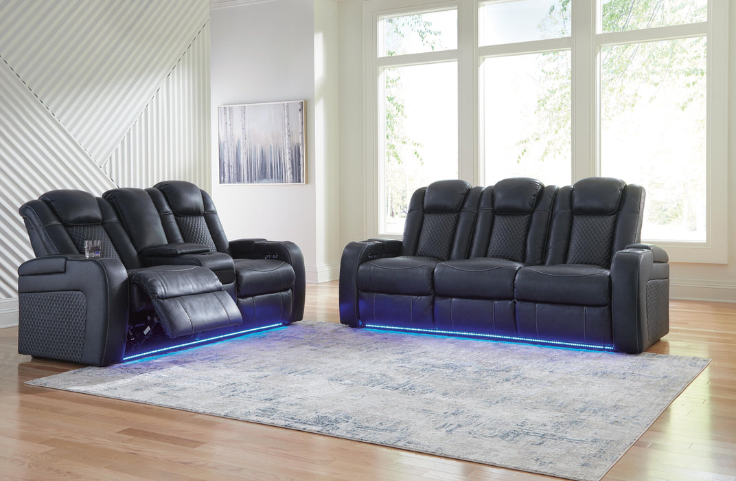 Fyne-Dyme Living Room Set - CasaBella Furniture (San Antonio, TX)