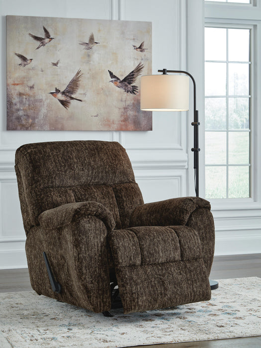 Stayfish Recliner - CasaBella Furniture (San Antonio, TX)