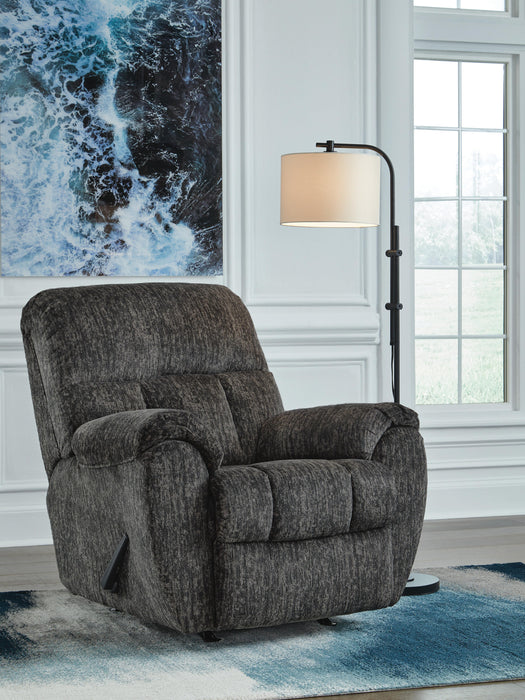 Stayfish Recliner - CasaBella Furniture (San Antonio, TX)