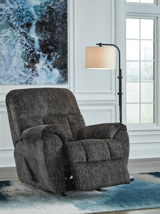 Stayfish Recliner - CasaBella Furniture (San Antonio, TX)