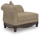 Chelsworth Right-Arm Facing Corner Chaise - CasaBella Furniture (San Antonio, TX)