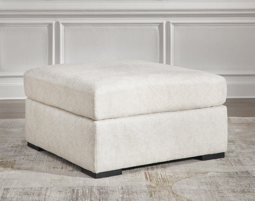 Chessington Oversized Accent Ottoman - CasaBella Furniture (San Antonio, TX)