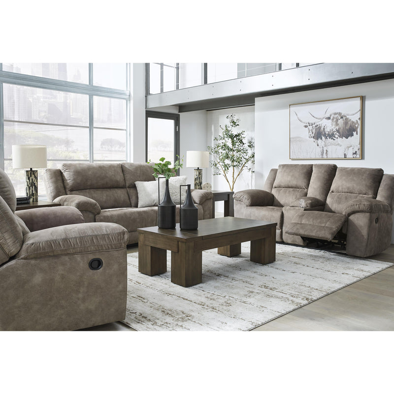 Signature Design by Ashley Laresview 3720394 Double Reclining Loveseat with Console IMAGE 9
