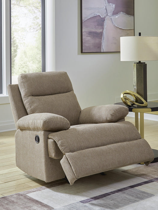 Side-Swipe Recliner - CasaBella Furniture (San Antonio, TX)