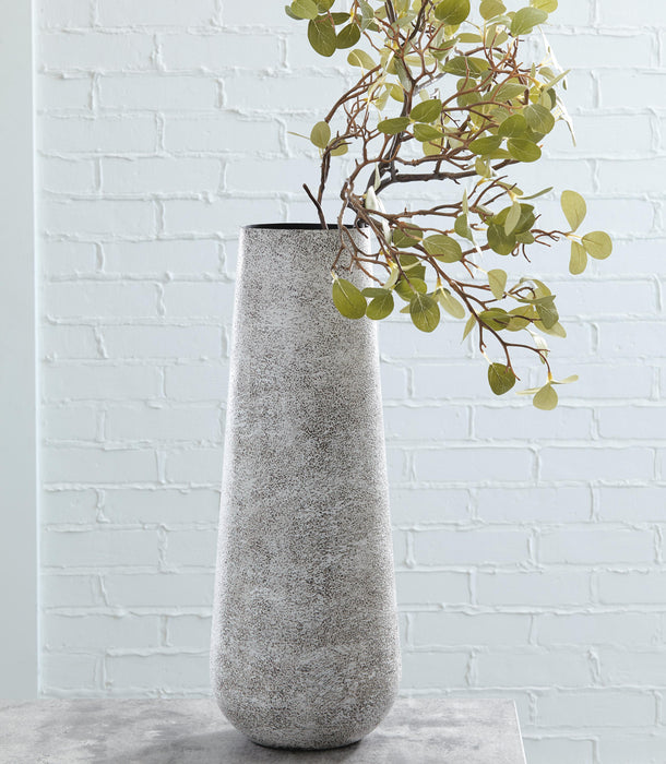 Fynn Vase - CasaBella Furniture (San Antonio, TX)
