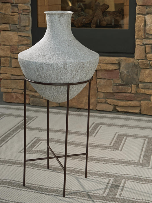 Estonbank Vase - CasaBella Furniture (San Antonio, TX)