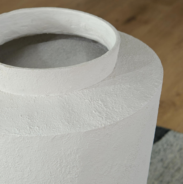 Flurinworth Vase - CasaBella Furniture (San Antonio, TX)