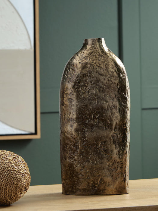 Wallmond Vase - CasaBella Furniture (San Antonio, TX)