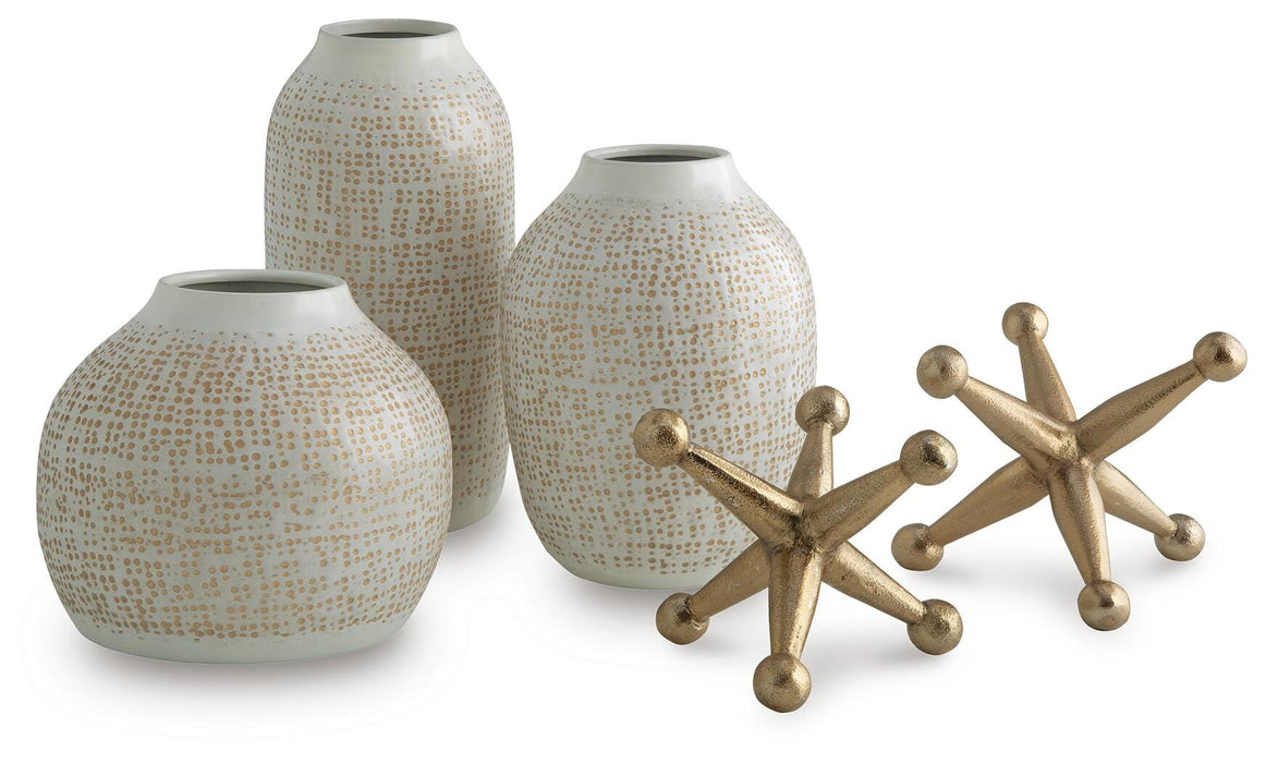 Vinburn Accessory Set (Set of 5) - CasaBella Furniture (San Antonio, TX)