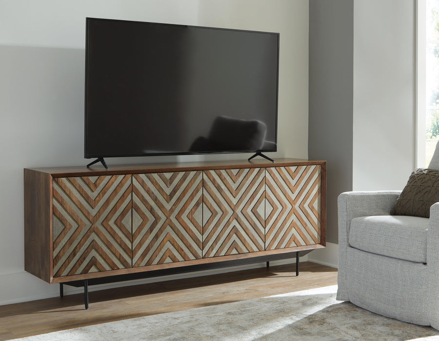 Dreggan Accent Cabinet - CasaBella Furniture (San Antonio, TX)