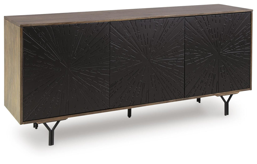 Lavinmont Accent Cabinet - CasaBella Furniture (San Antonio, TX)