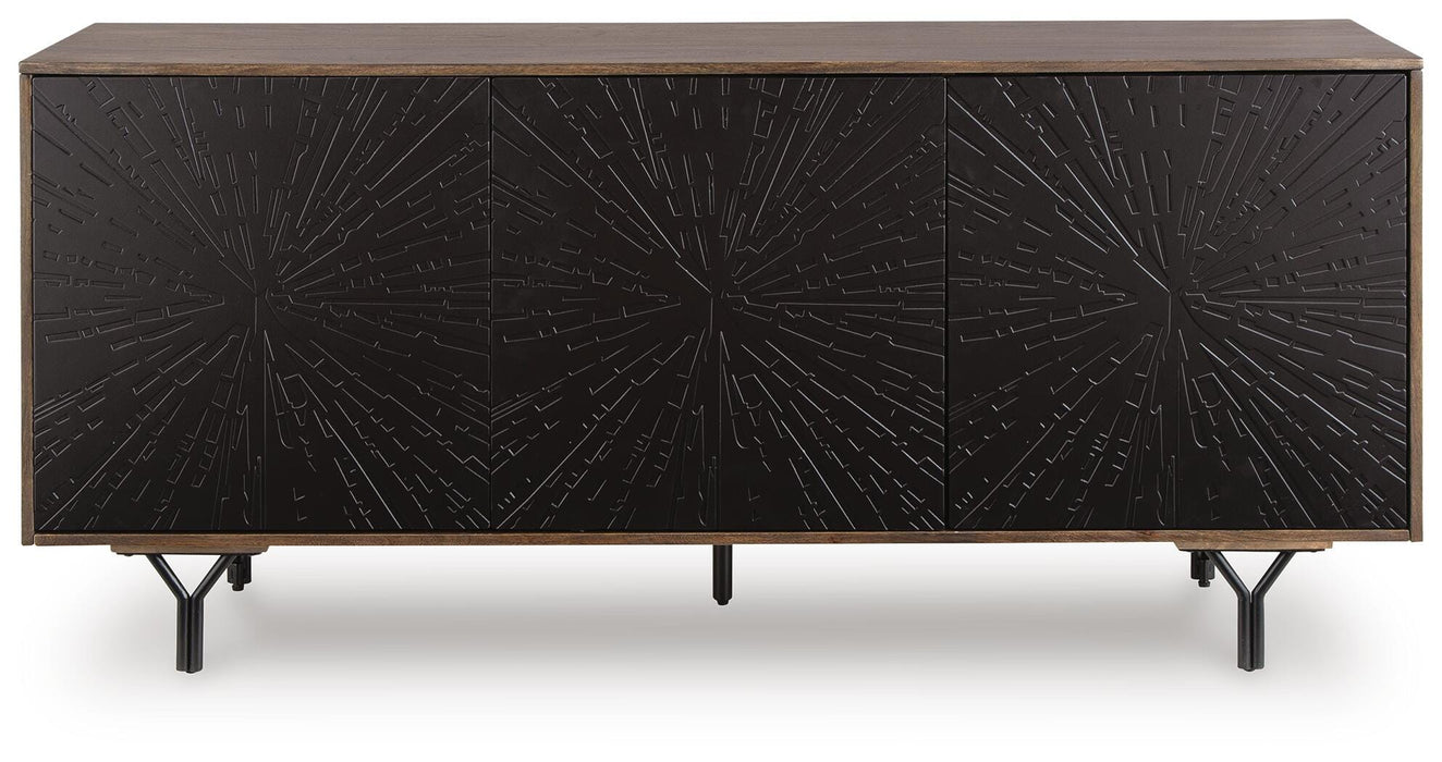 Lavinmont Accent Cabinet - CasaBella Furniture (San Antonio, TX)