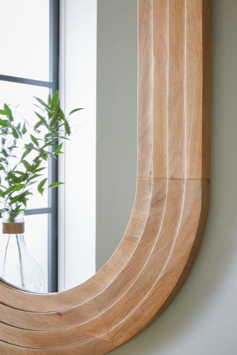 Daverly Accent Mirror - CasaBella Furniture (San Antonio, TX)