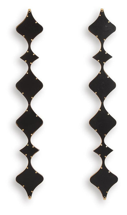 Harriswood Accent Mirror Set (Set of 2) - CasaBella Furniture (San Antonio, TX)