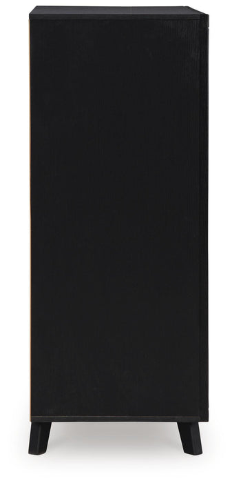 Danziar Wide Chest of Drawers - CasaBella Furniture (San Antonio, TX)