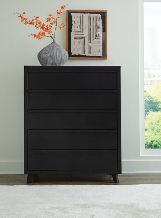 Danziar Wide Chest of Drawers - CasaBella Furniture (San Antonio, TX)