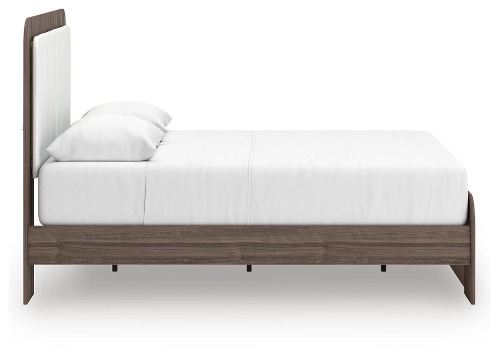 Kendanport Upholstered Bed - CasaBella Furniture (San Antonio, TX)