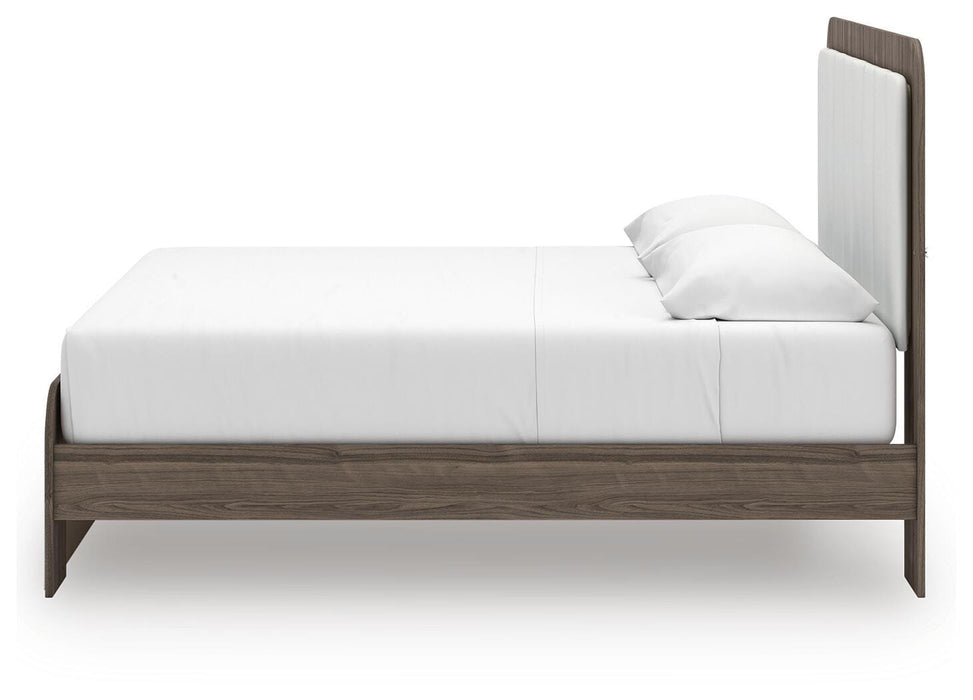 Kendanport Upholstered Bed - CasaBella Furniture (San Antonio, TX)