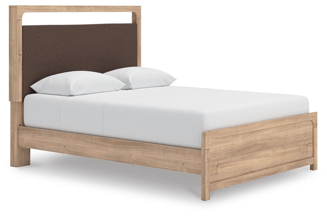 Kinlanni Upholstered Bed - CasaBella Furniture (San Antonio, TX)