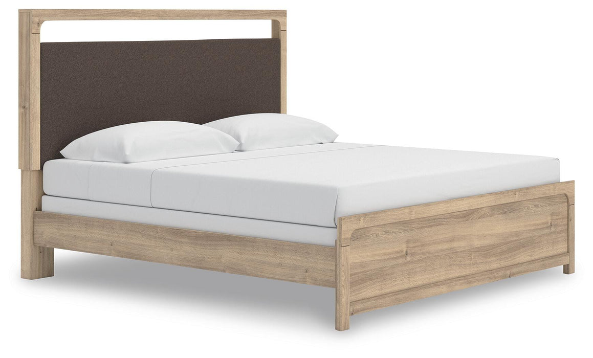 Kinlanni Upholstered Bed - CasaBella Furniture (San Antonio, TX)