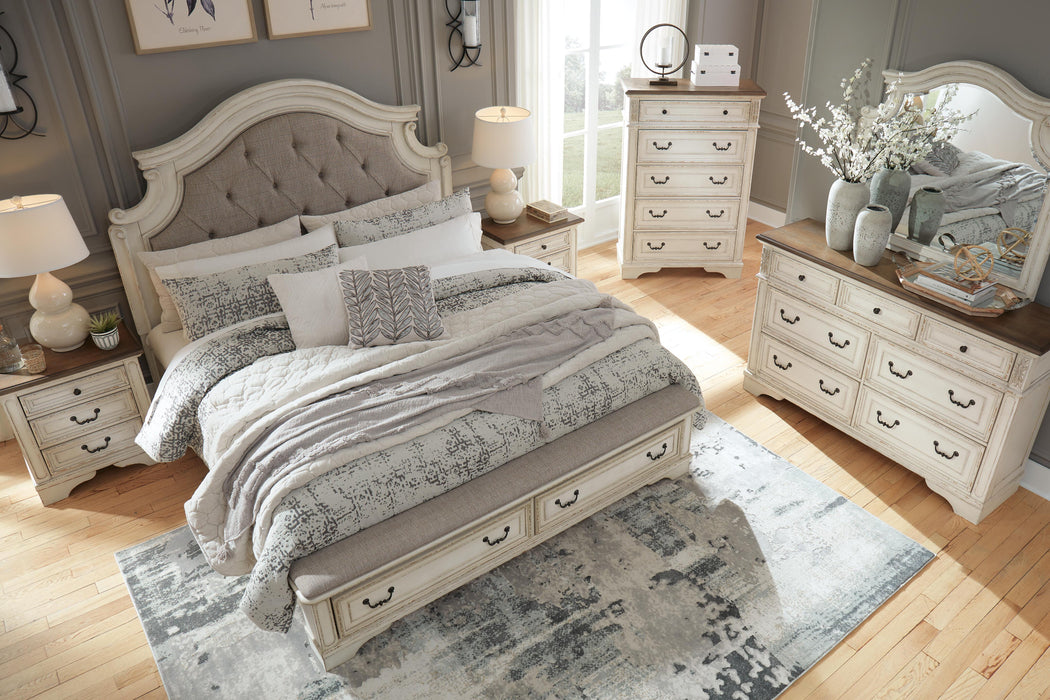 Realyn Upholstered Bed - CasaBella Furniture (San Antonio, TX)