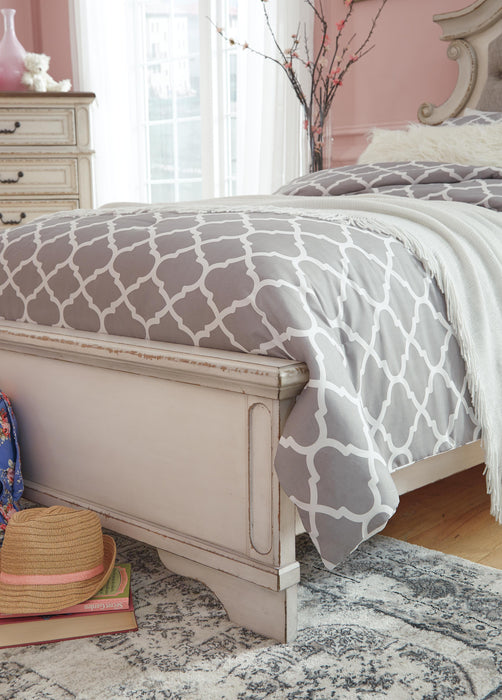 Realyn Upholstered Bed - CasaBella Furniture (San Antonio, TX)
