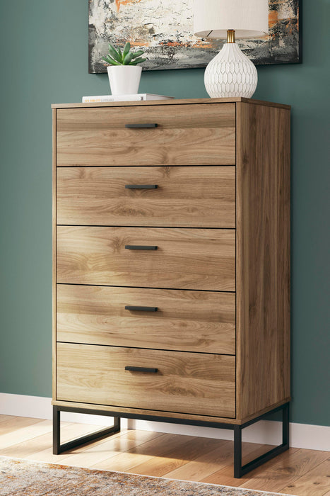 Deanlow Chest of Drawers - CasaBella Furniture (San Antonio, TX)