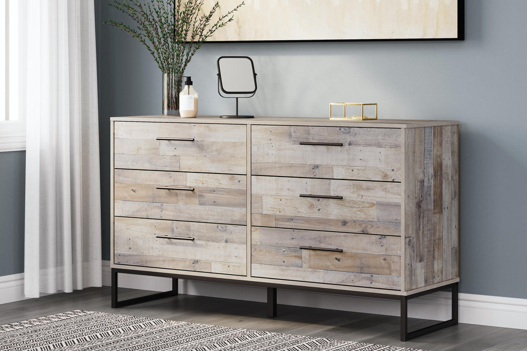 Neilsville Dresser - CasaBella Furniture (San Antonio, TX)