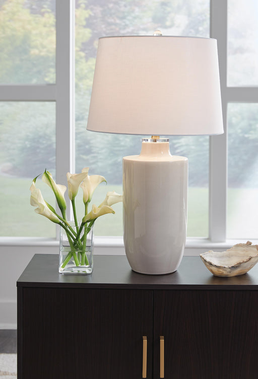 Cylener Lamp Set - CasaBella Furniture (San Antonio, TX)