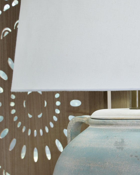 Shawburg Lamp Set - CasaBella Furniture (San Antonio, TX)