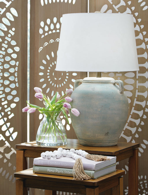 Shawburg Lamp Set - CasaBella Furniture (San Antonio, TX)