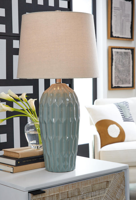 Hadbury Table Lamp (Set of 2) - CasaBella Furniture (San Antonio, TX)
