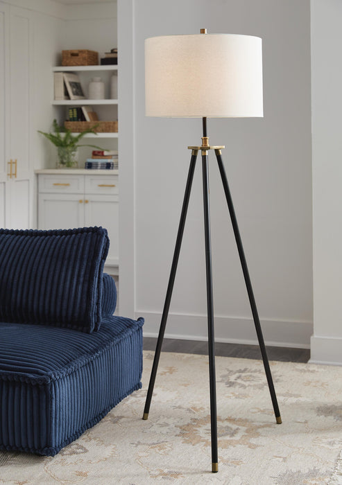 Cashner Floor Lamp - CasaBella Furniture (San Antonio, TX)