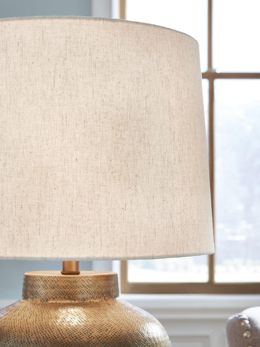 Madney Lamp Set - CasaBella Furniture (San Antonio, TX)