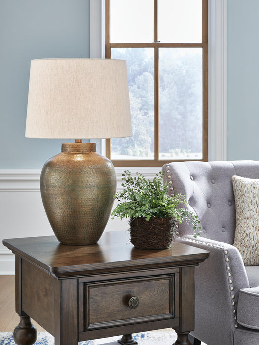 Madney Lamp Set - CasaBella Furniture (San Antonio, TX)