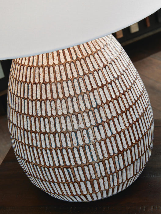 Darrich Table Lamp - CasaBella Furniture (San Antonio, TX)