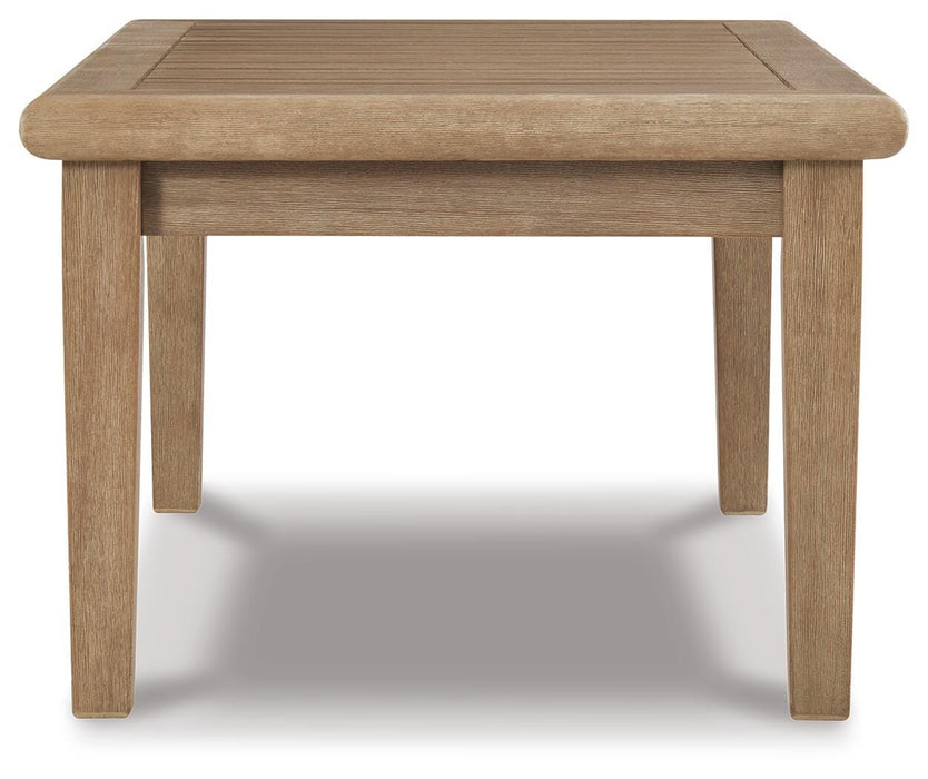 Gerianne Coffee Table - CasaBella Furniture (San Antonio, TX)