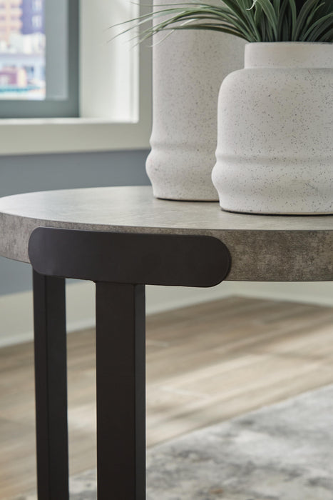 Darthurst Table (Set of 3) - CasaBella Furniture (San Antonio, TX)