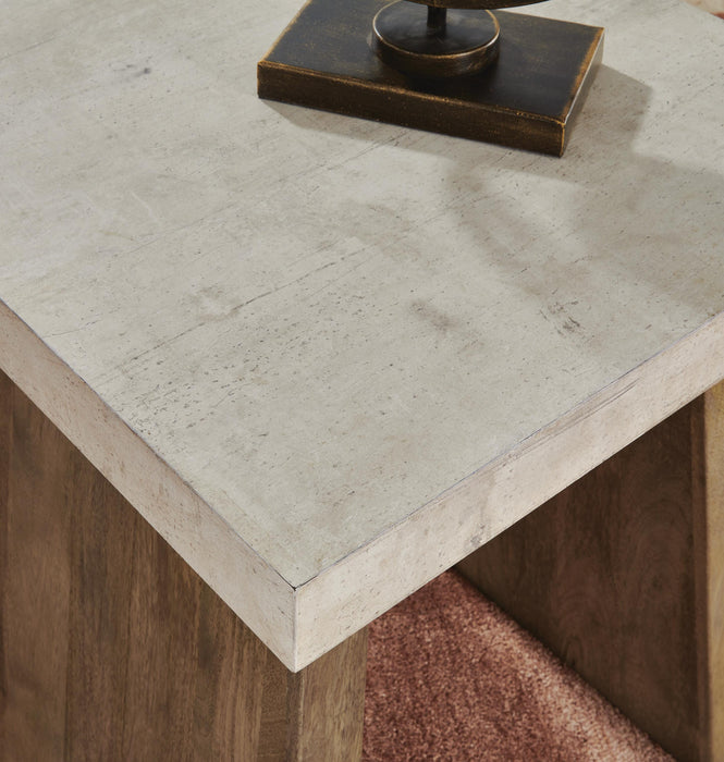 Brendalhouse End Table - CasaBella Furniture (San Antonio, TX)