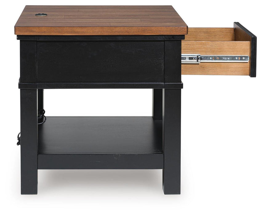 Wildenauer End Table - CasaBella Furniture (San Antonio, TX)