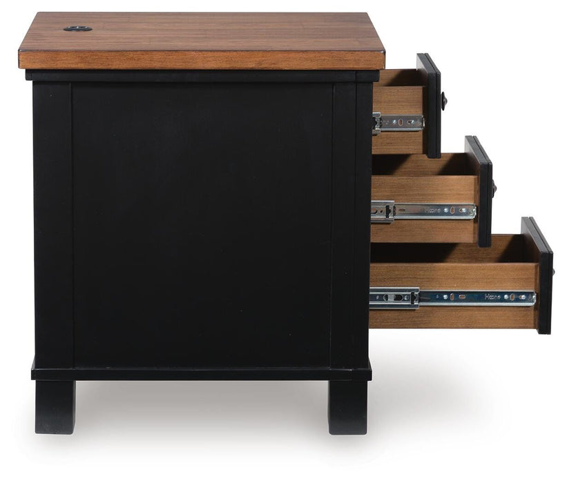 Wildenauer Chairside End Table - CasaBella Furniture (San Antonio, TX)